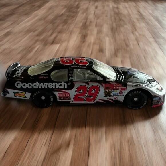 2003 Dale Earnhardt Jr. #29 Goodwrench Chevrolet Monte Carlo Diecast Car - Picture 1 of 8